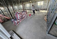 Строительство офиса 600 м2 в каркасном строении из сэндвич панелей